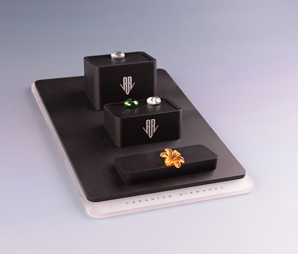 亞克（kè）力珠寶展示（shì）座