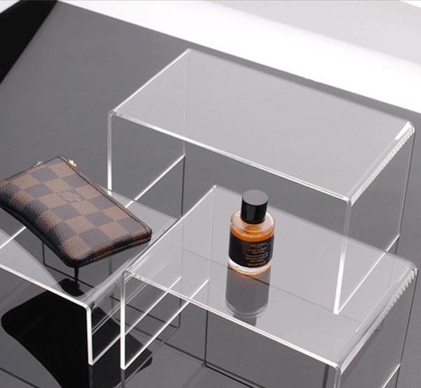 星空无限传媒官网桌子