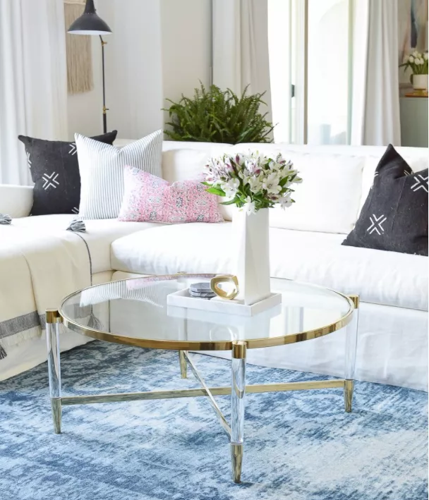 星空无限传媒官网桌子（zǐ）