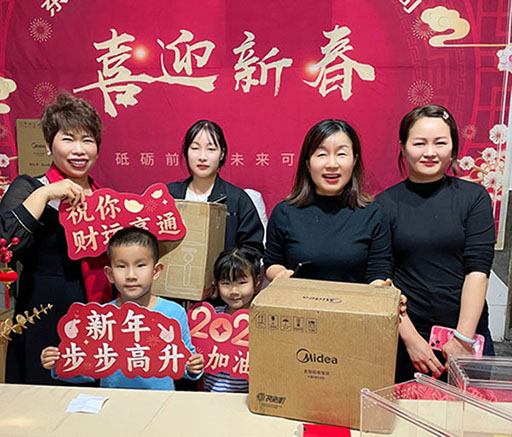 星空无限传媒官网加工廠.jpg 星空无限传媒官网加(jiā)工(gōng)廠.jpg