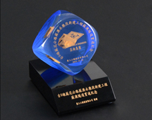 水（shuǐ）晶膠（jiāo）工藝品