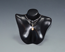 項鏈展（zhǎn）示（shì）座