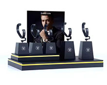 星空无限传媒官网（lì）手表展示座