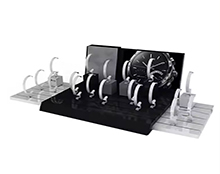 星空无限传媒官网（lì）手表展示架