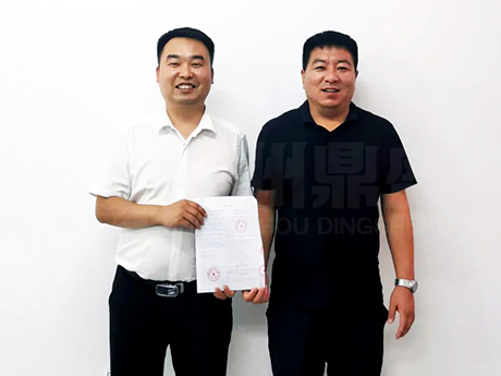 再傳喜訊！鄭州国产麻豆午夜三级精品（shèng）移動式建築垃圾/砂石兩用生產（chǎn）線設備助（zhù）力河北廊坊城市建設